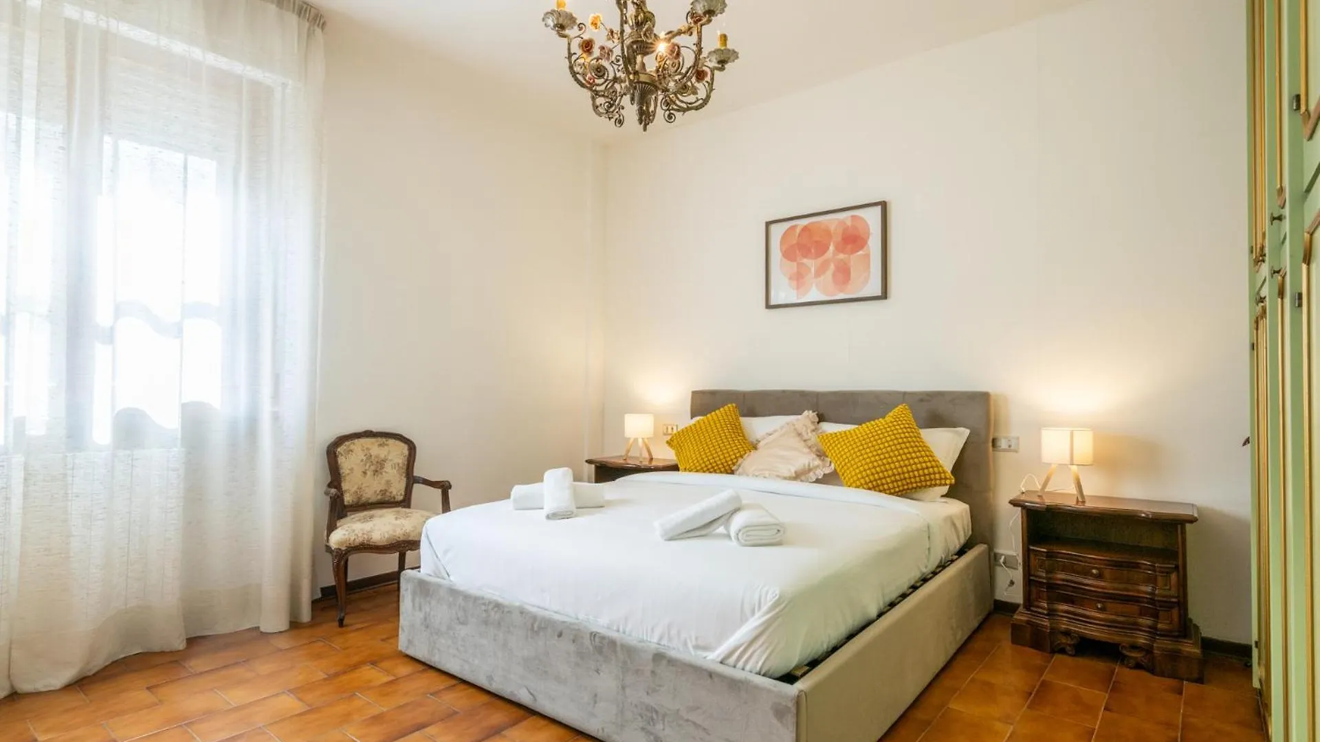 Elegant Apartment, Pisa